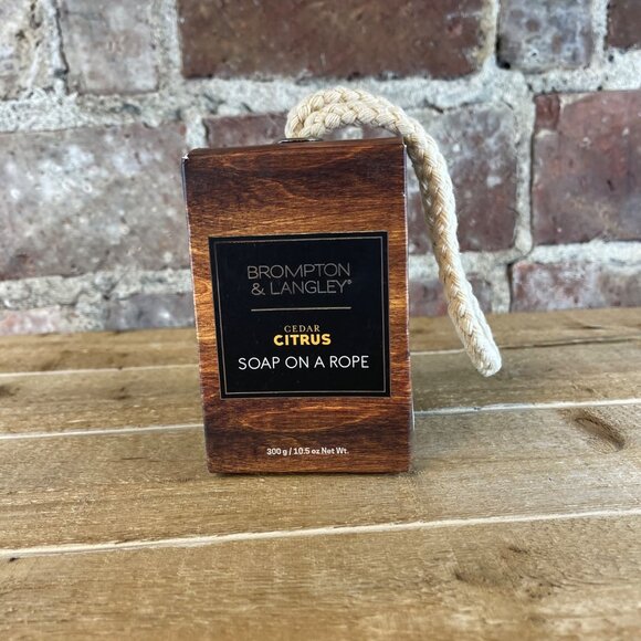 Brompton & Langley Cedar Citrus Soap on a Rope NEW - Picture 1 of 4